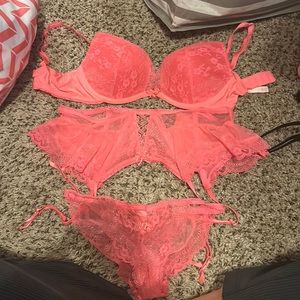 34C Victoria’s Secret set